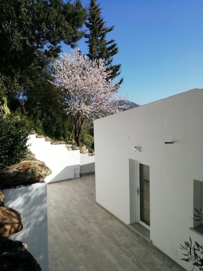 Hotel In Campagna Da Nino Olbia Exterior foto